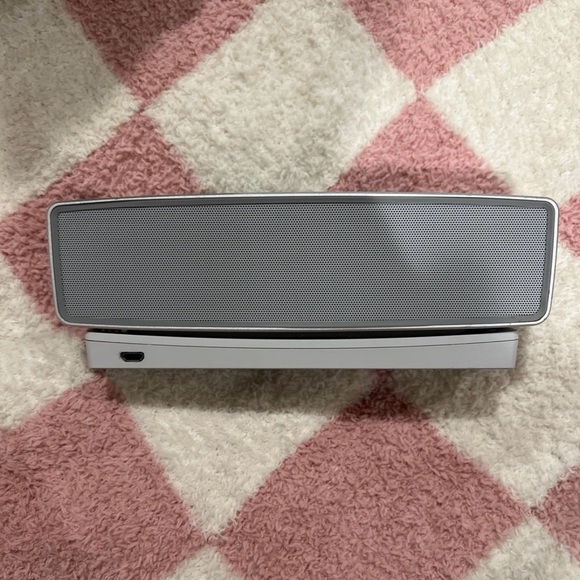 Bose Soundlink Mini - Picture 3 of 4